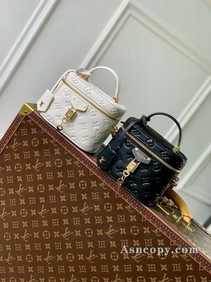 ルイヴィトンラムレザーヴァニティ クッサン PMショルダーバッグ  M25123ブラック